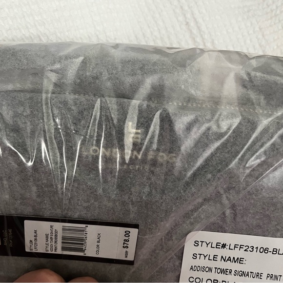 London Fog Addison tower signature print crossbody - Picture 3 of 4